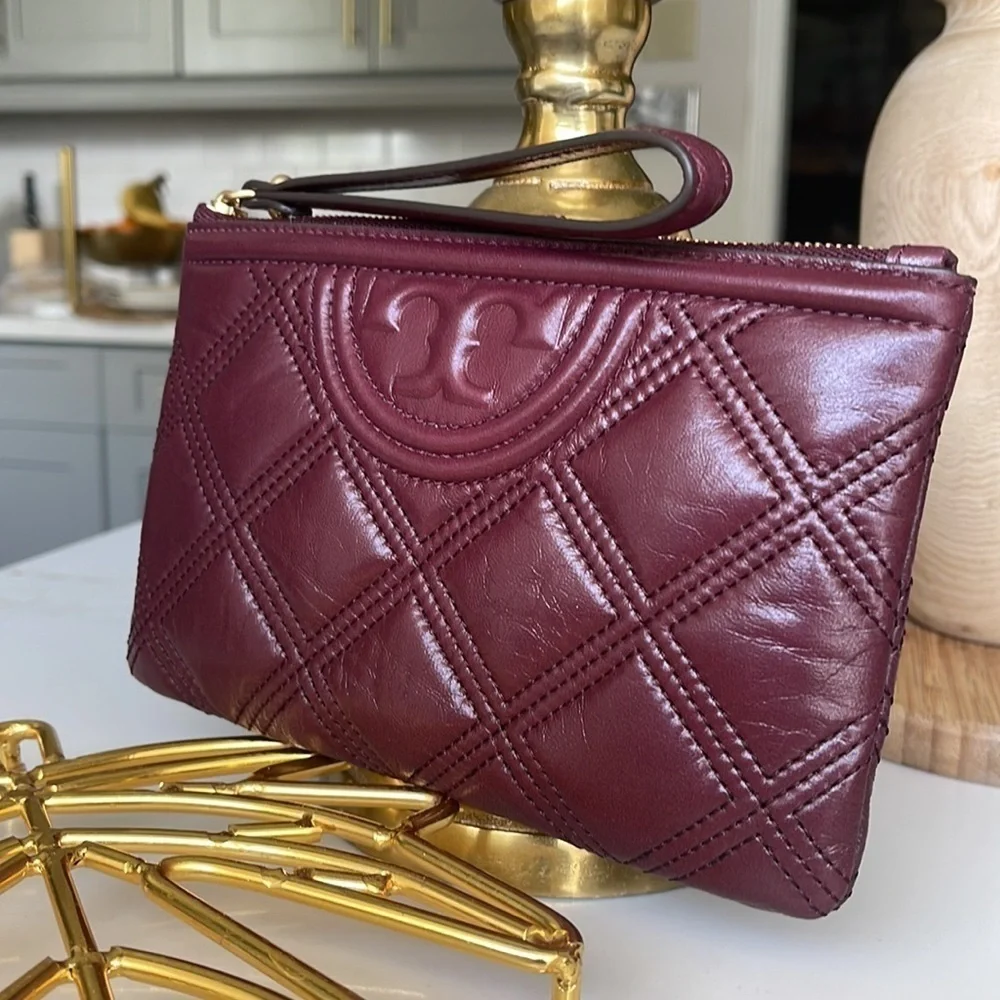 Tory Burch Fleming soft wrestle